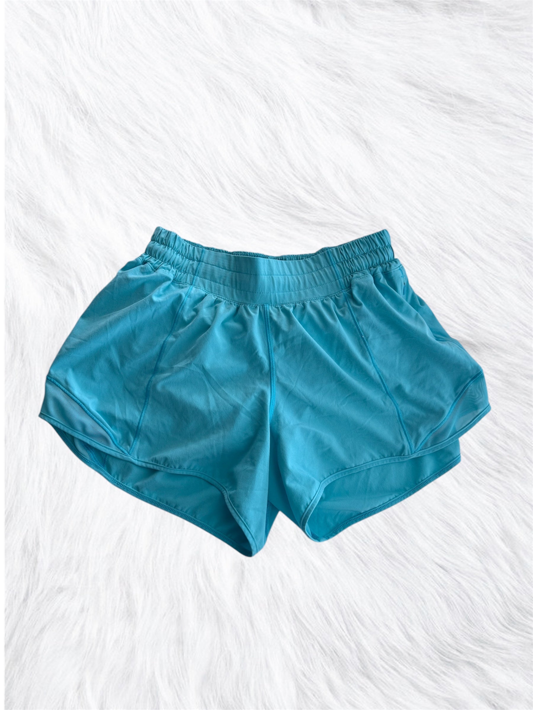 Hotty hot shorts 4” hydra blue size 6 – Simply Lulu Resale Boutique