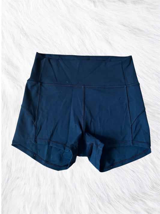 In movement high rise shorts 2.5” black size 6