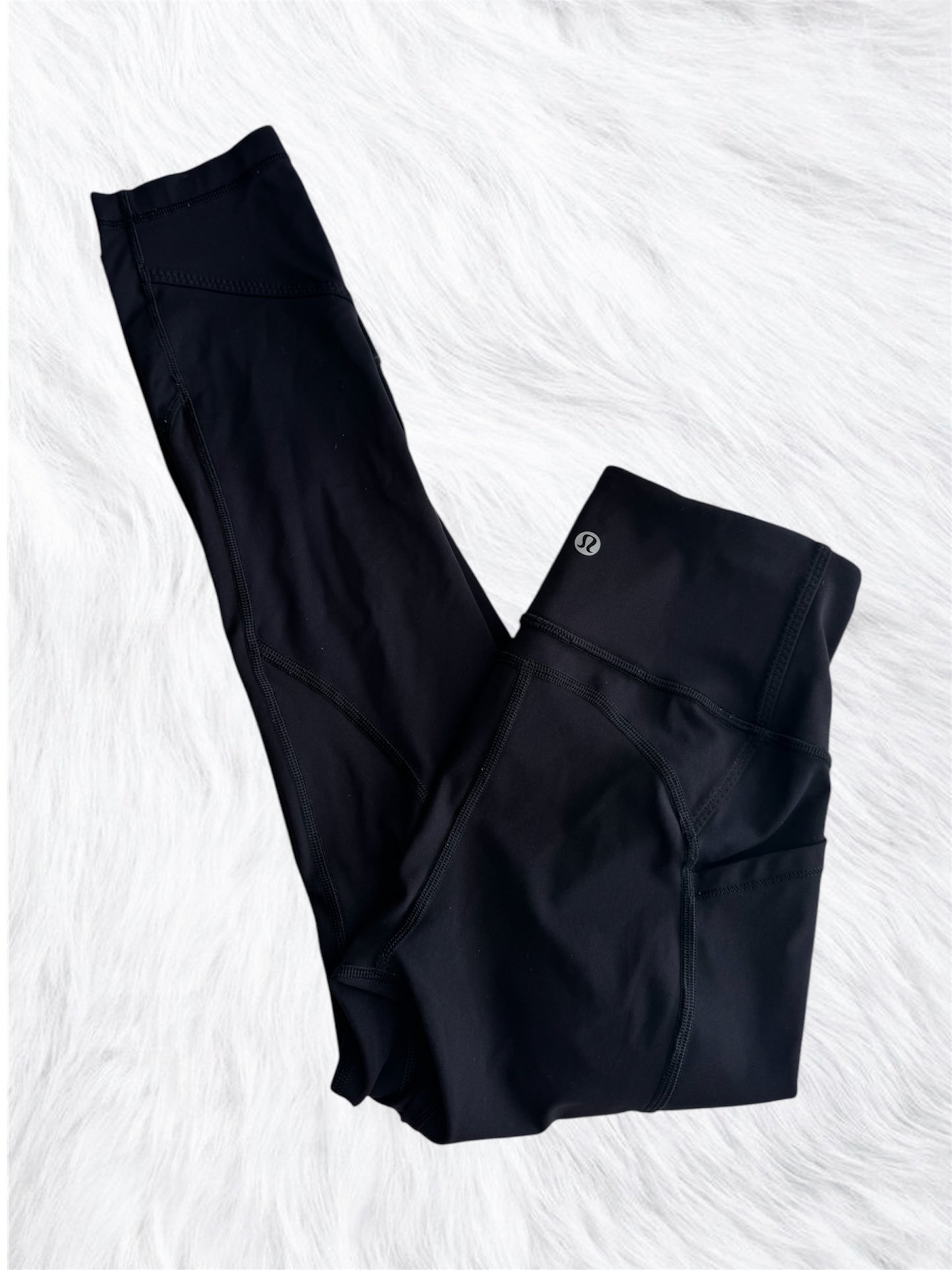 Black high rise leggings pockets* 23” size 4