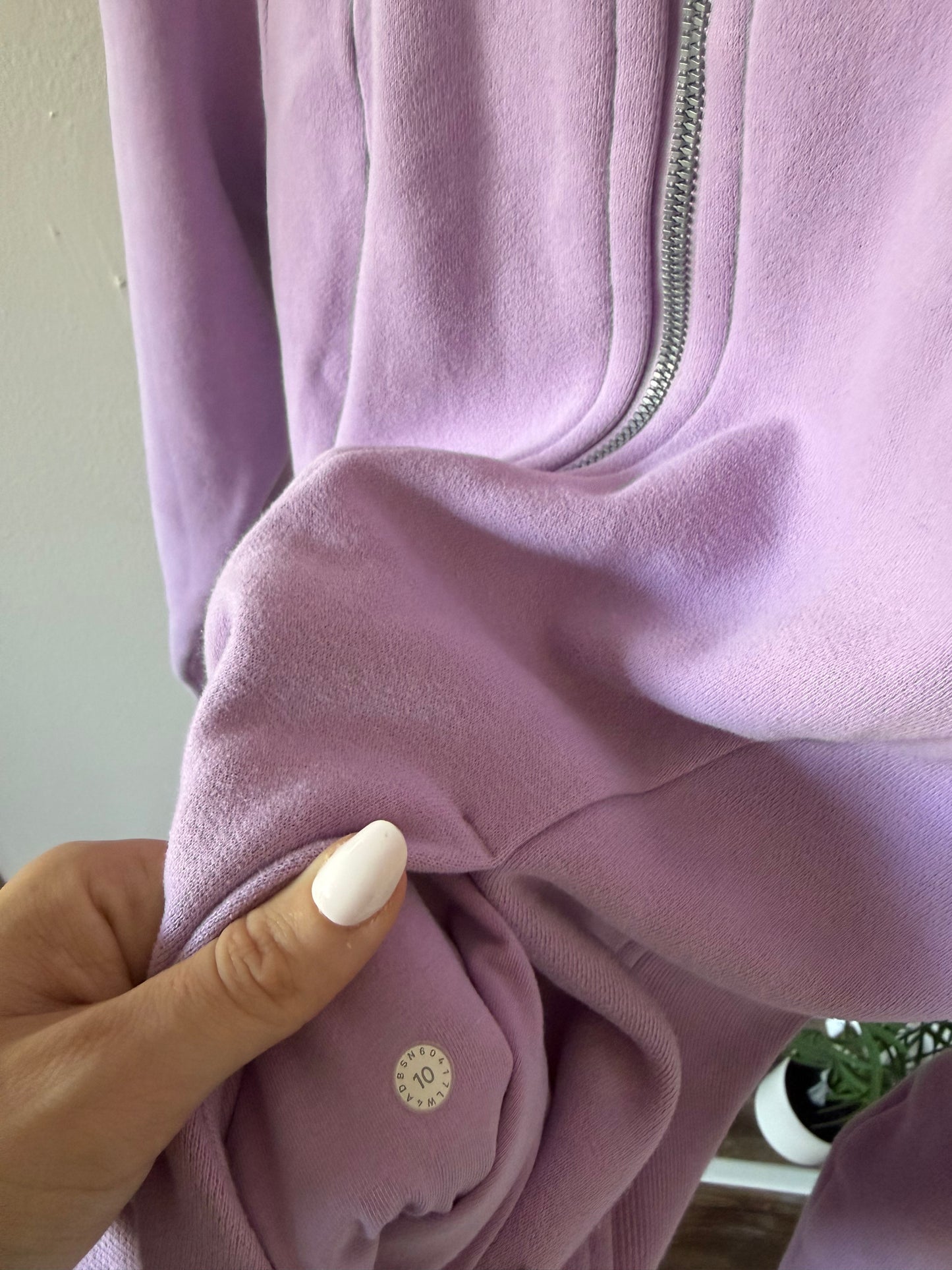 Scuba hoodie lilac purple size 10