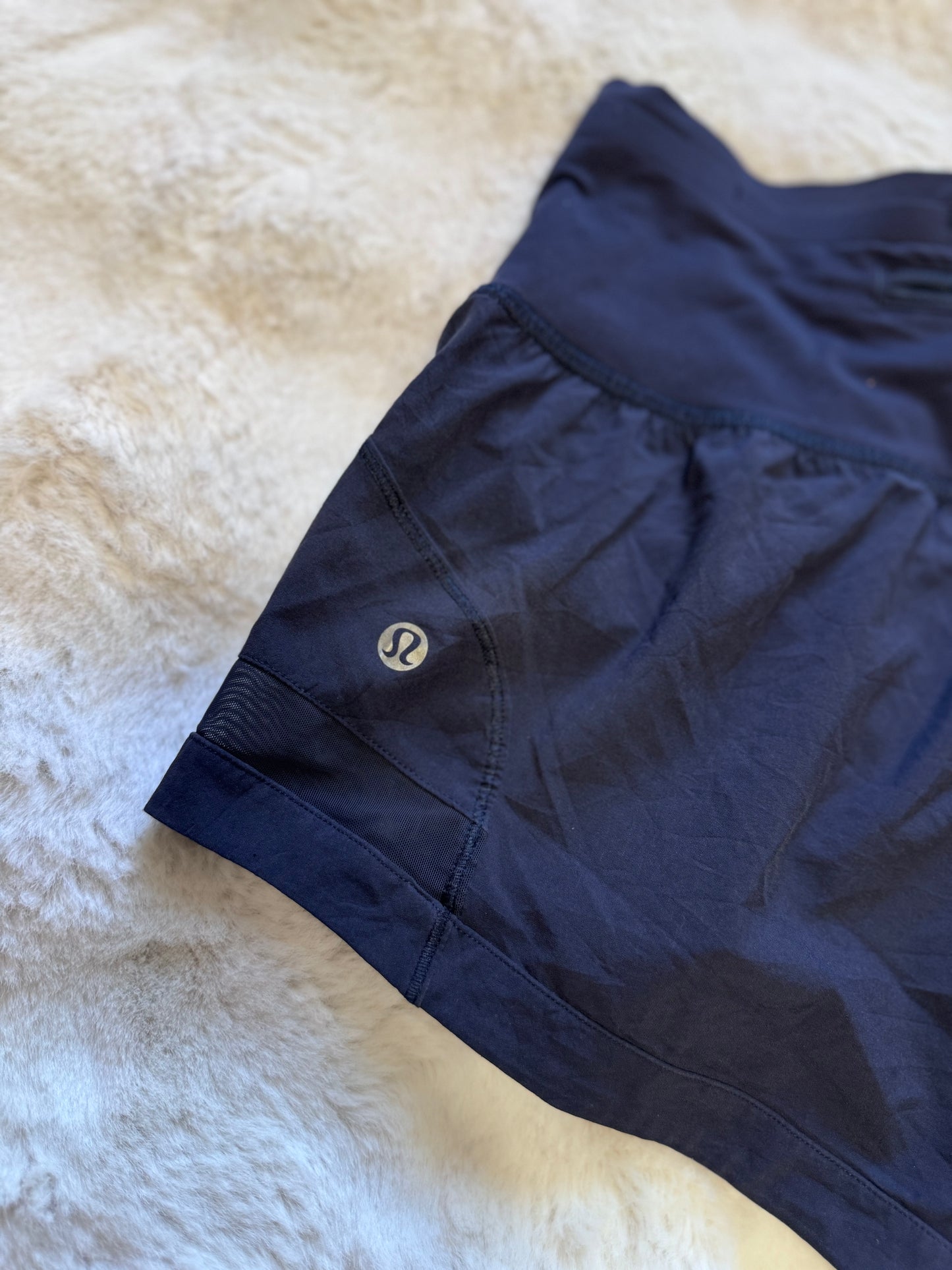 Pace perfect mesh shorts navy size 2