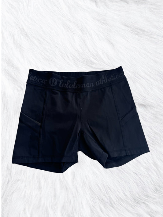 Black biker shorts size 4