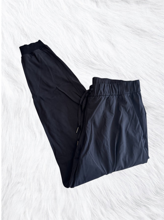 On the fly joggers black size 10